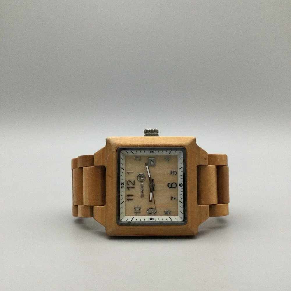 Earth Mens Watch 39mm Beige Wood Square Case Bracelet Date New Battery 6.25